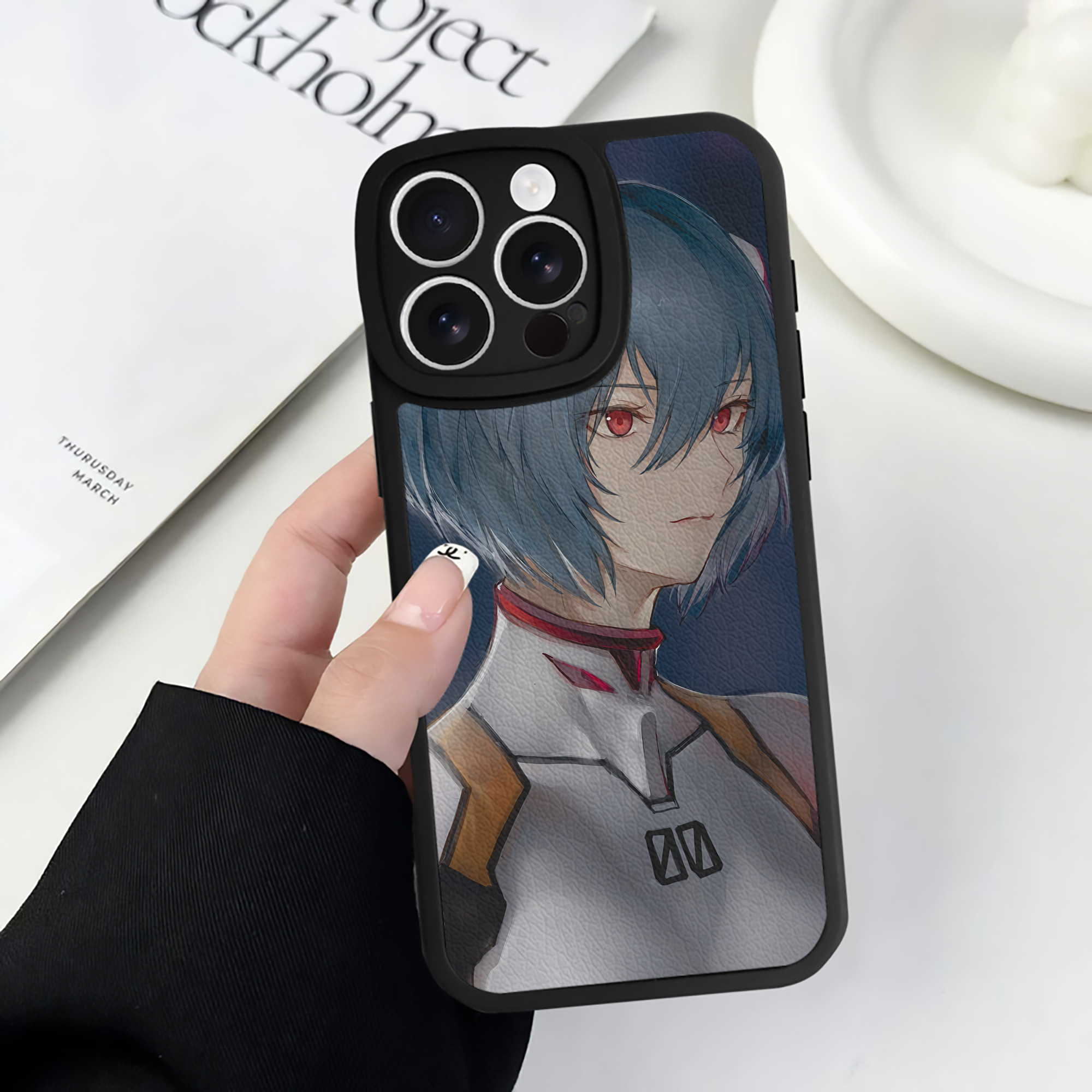 （画像用） EVA 新世紀エヴァンゲリオン 【iPhone 16シリーズ対応】シリコンスマホケース（レザー調） 材質：シリコン